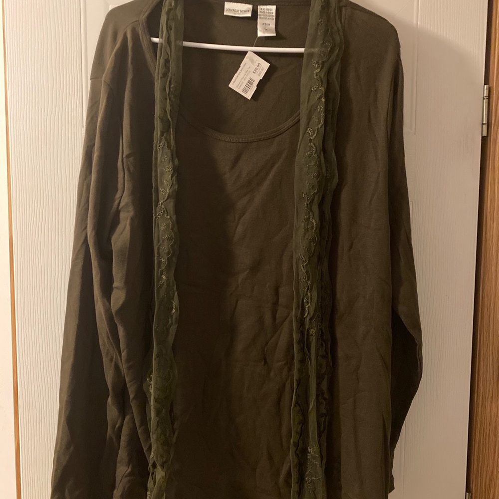 Newport News Plus Size 3X Olive Green Long Sleeve Top w/lace accent scarf